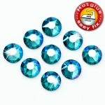 Swarovski 2038 Hotfix SS8 Blue Zircon Satin Strasssteine zum Aufbügeln
